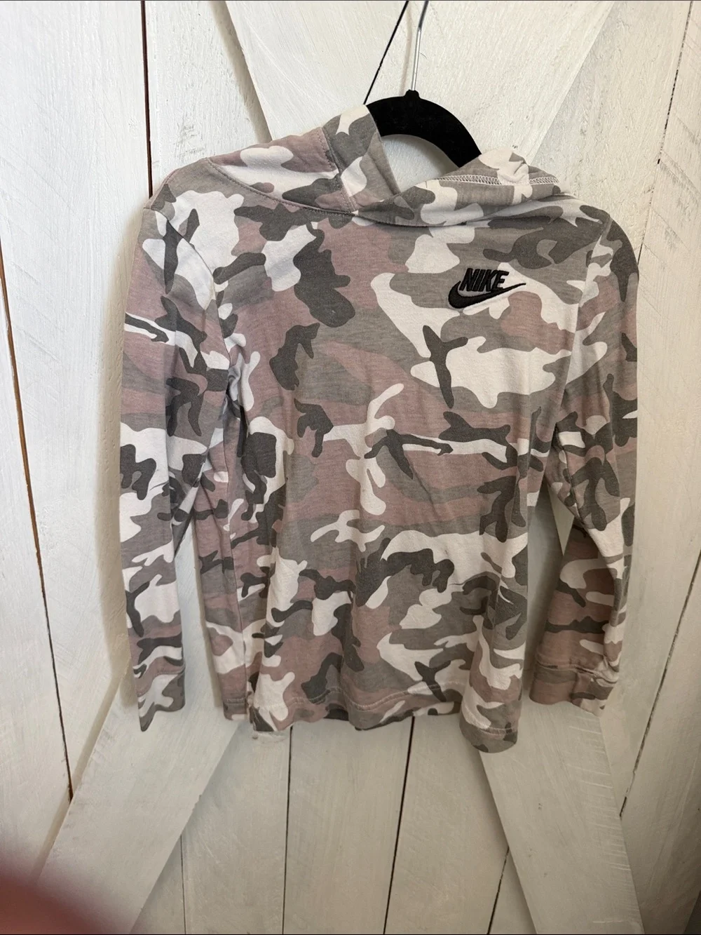 Nike Kids Pink and Gray Camo Long-Sleeve Hoodie Tee